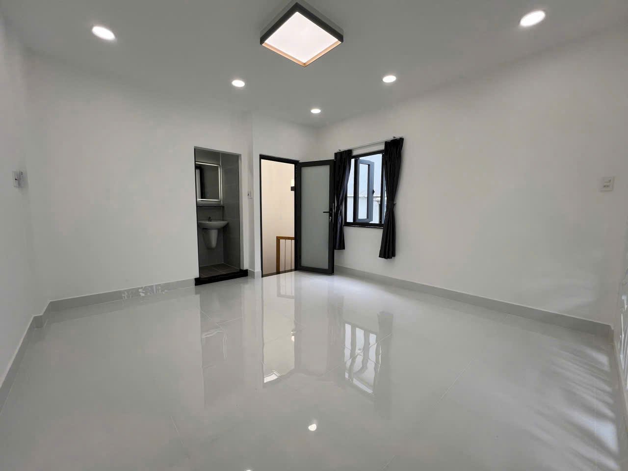 Nhà mới Lô góc 3 tầng HXH 25m2 – Cô Giang Phú Nhuận - Ảnh 2